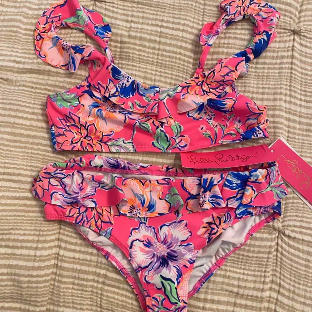 NWT Lilly Pulitzer Kasme Two Piece Size 10